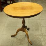 821 4054 COFFEE TABLE